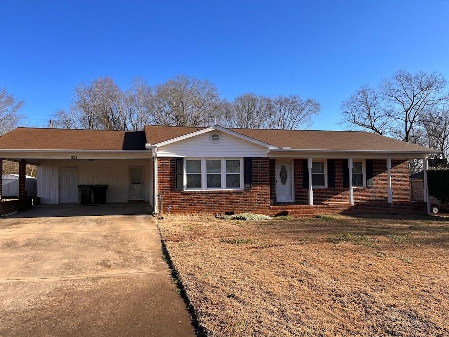 223 West 9th Street Gaffney, SC 29340 - Photo 2 of 23