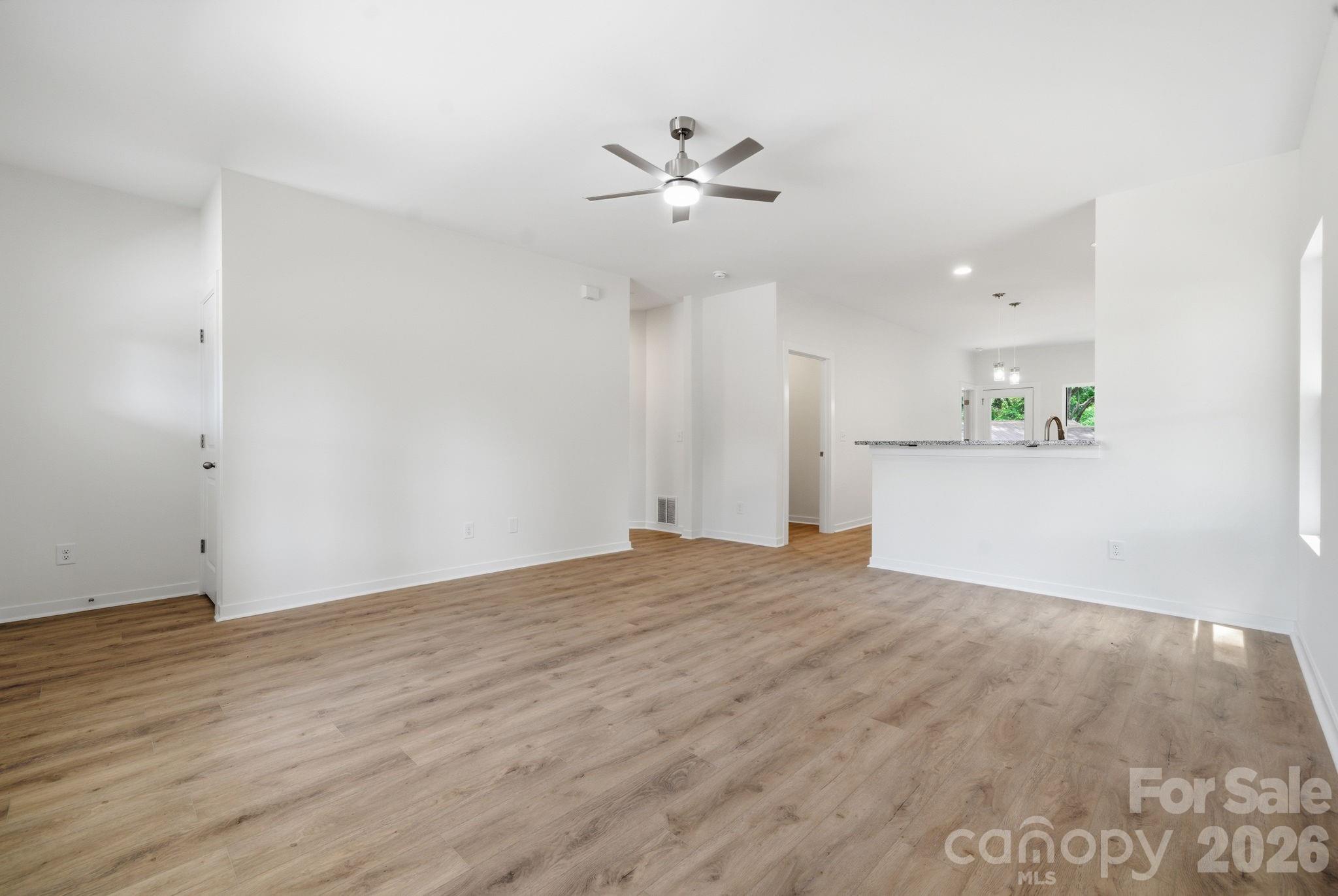 1150 Sloop Avenue Kannapolis, NC 28083 - Photo 3 of 32