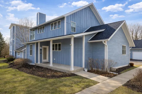 $799,000 | 475 Mill Street, Fontana, WI 53125