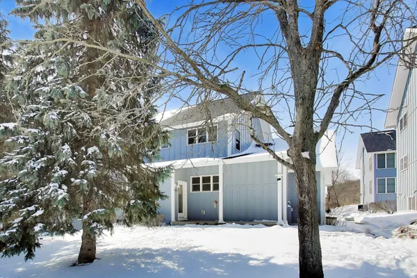 $799,000 | 475 Mill Street, Fontana, WI 53125