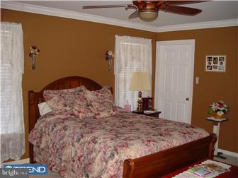 1005 Barrett Road Reading, PA 19605 - Photo 8 of 12 Bedroom
