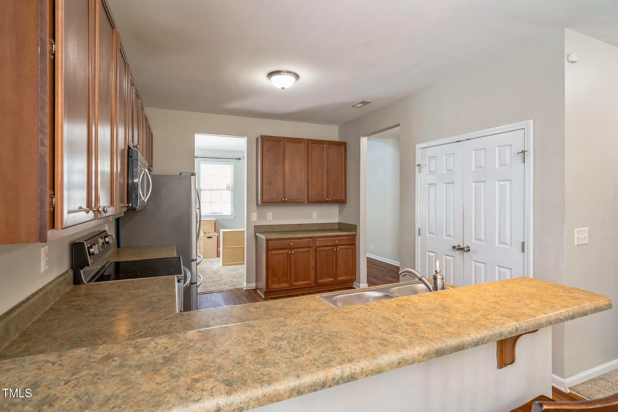 4342 Bay Rum Lane Raleigh, NC 27610 - Photo 24 of 43 25_4342_Bay_Rum_Ln_Raleigh_NC_27610_USA-