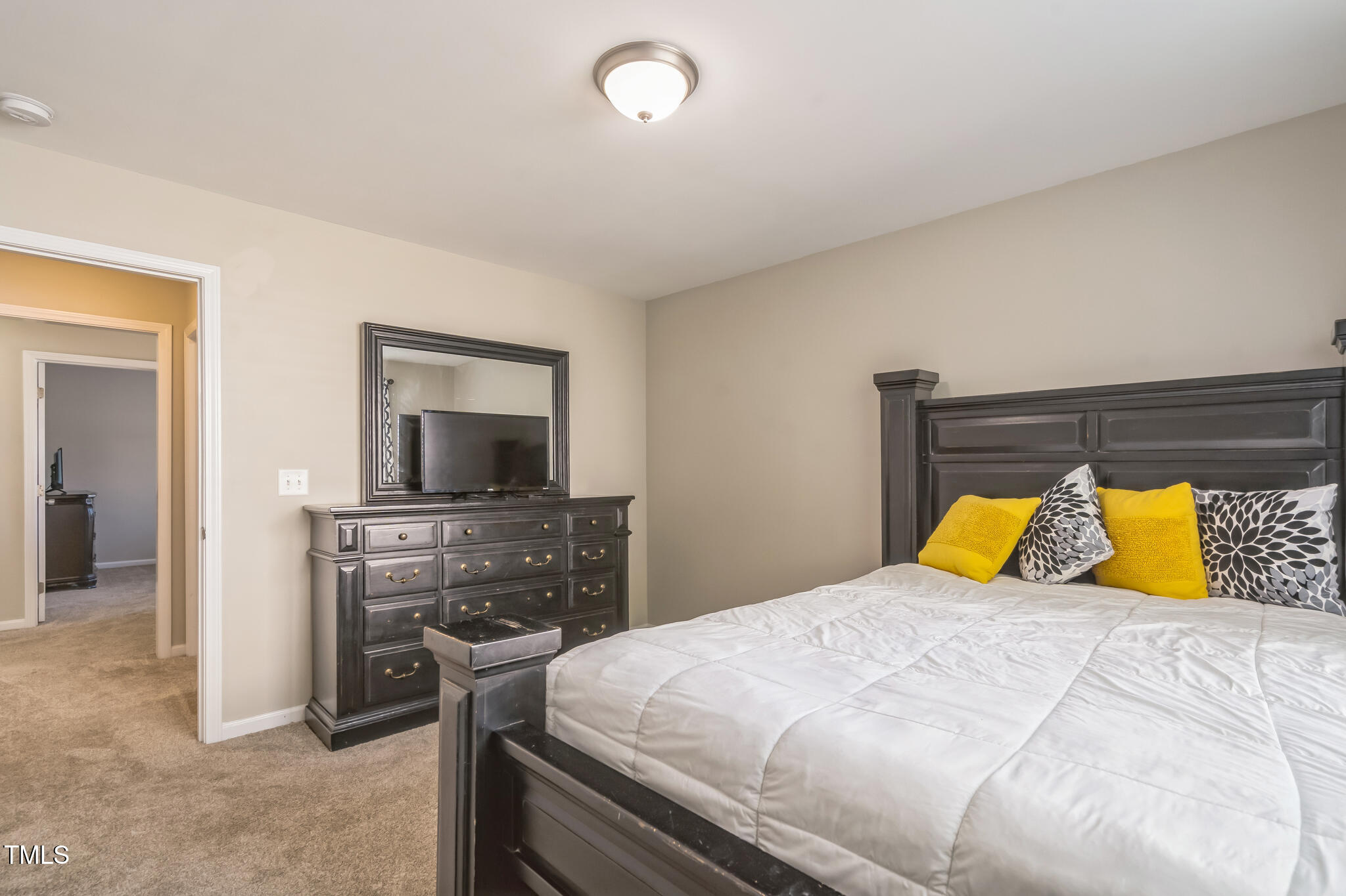 4342 Bay Rum Lane Raleigh, NC 27610 - Photo 4 of 43 37_4342_Bay_Rum_Ln_Raleigh_NC_27610_USA-