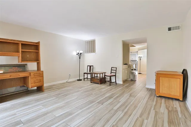 $150,000 | 5005 Georgi Lane, Unit 167, Houston, TX 77092