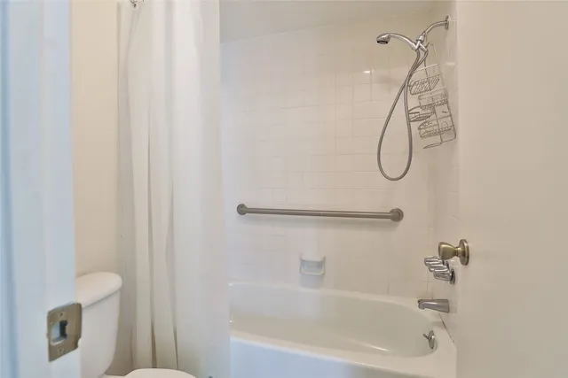 $150,000 | 5005 Georgi Lane, Unit 167, Houston, TX 77092