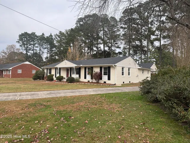 $279,000 | 103 Springlake Drive, Murfreesboro, NC 27855