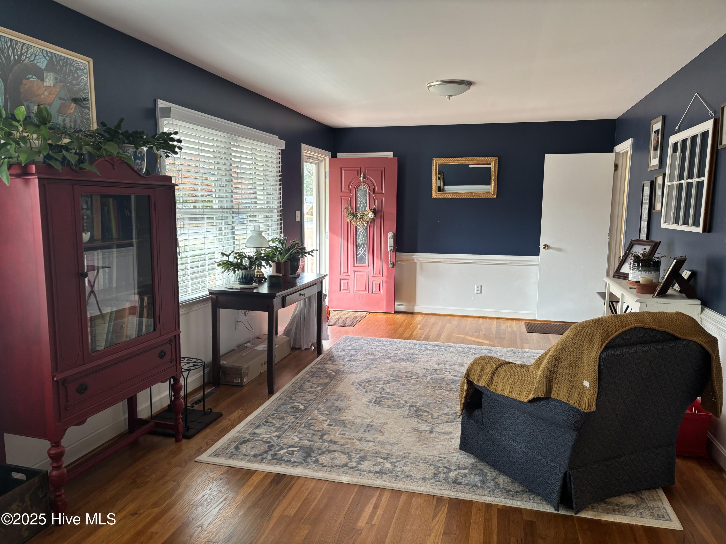 103 Springlake Drive Murfreesboro, NC 27855 - Photo 10 of 58 Living Room