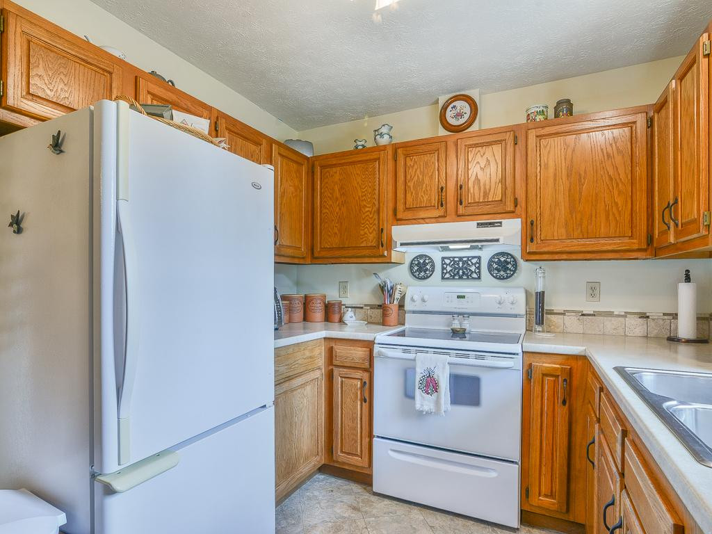 297 Leesburg Road Telford, TN 37690 - Photo 11 of 36 Kitchen View 2