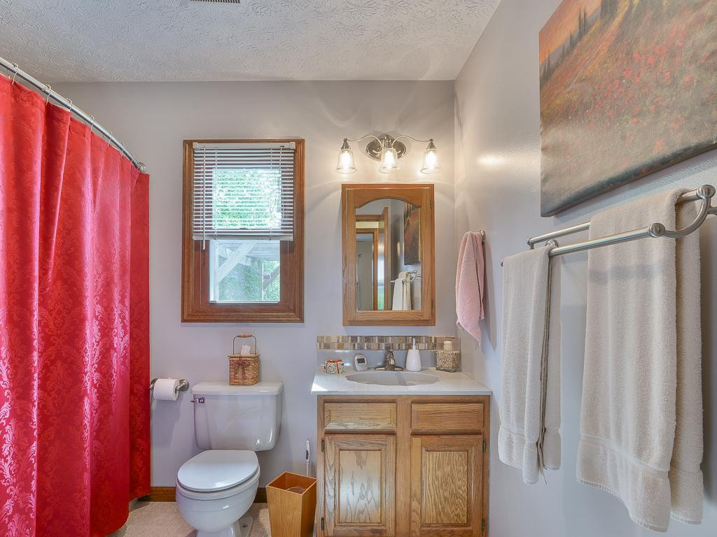 297 Leesburg Road Telford, TN 37690 - Photo 20 of 36 Bathroom 2