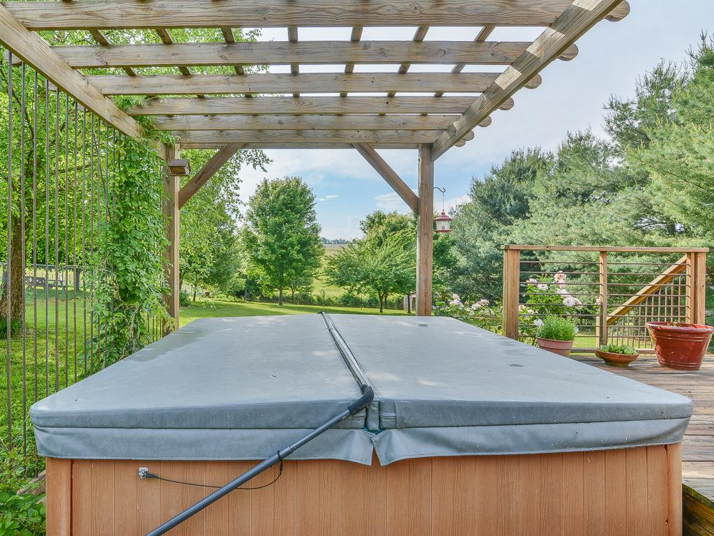 297 Leesburg Road Telford, TN 37690 - Photo 29 of 36 Relaxing Back yard