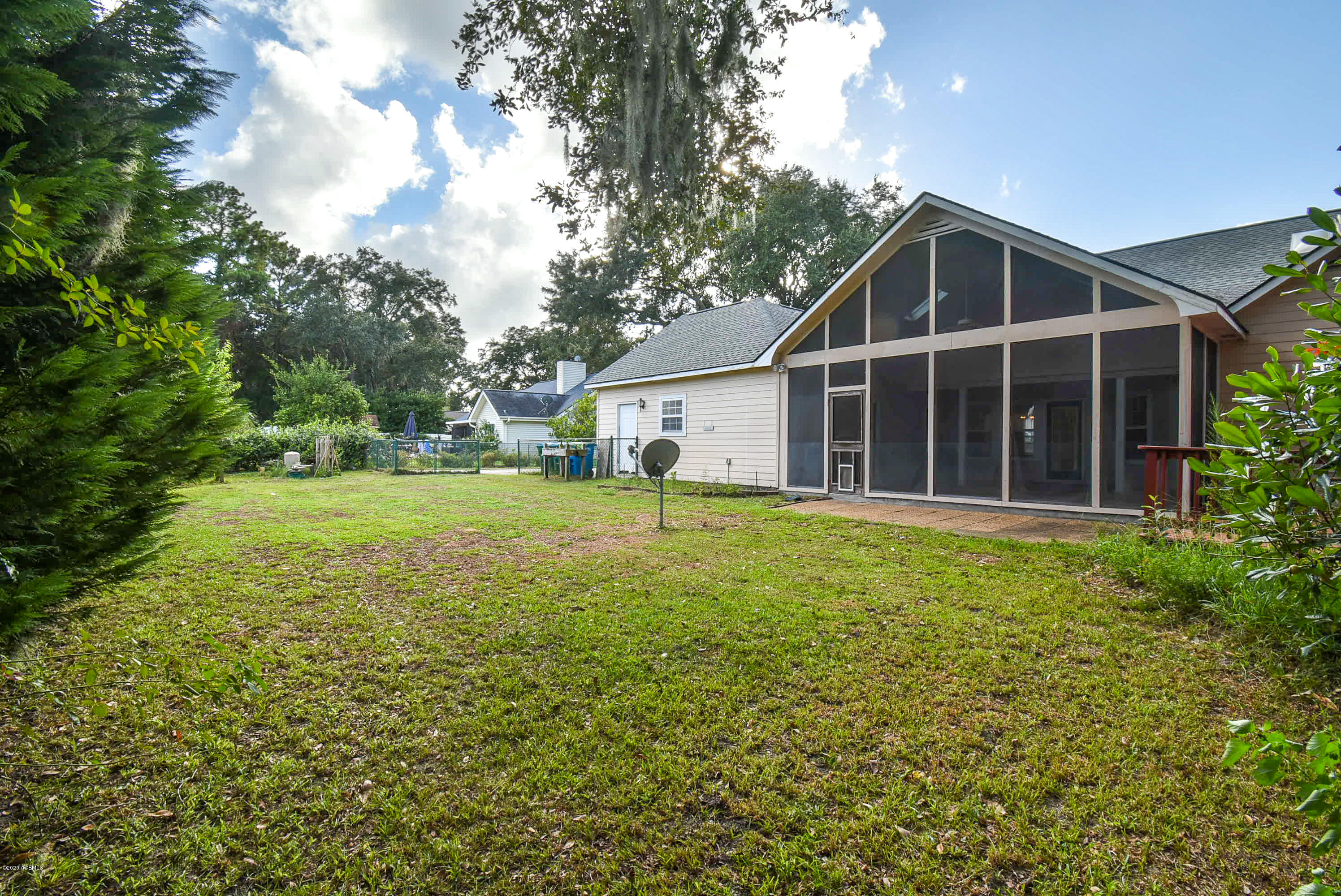1012 Pine Martin Road Beaufort, SC 29902 - Photo 32 of 35 DSC_0124