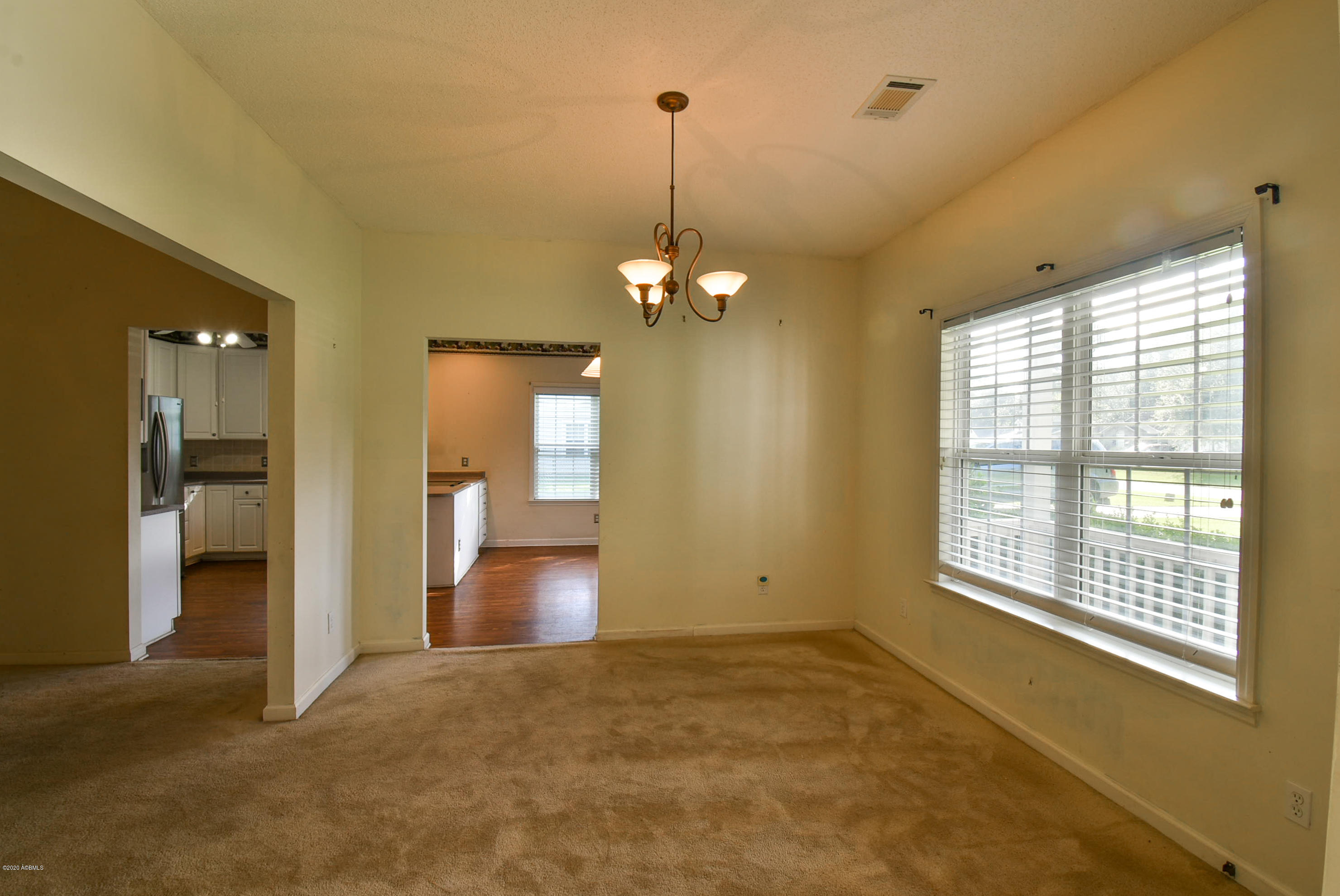 1012 Pine Martin Road Beaufort, SC 29902 - Photo 5 of 35 DSC_0095