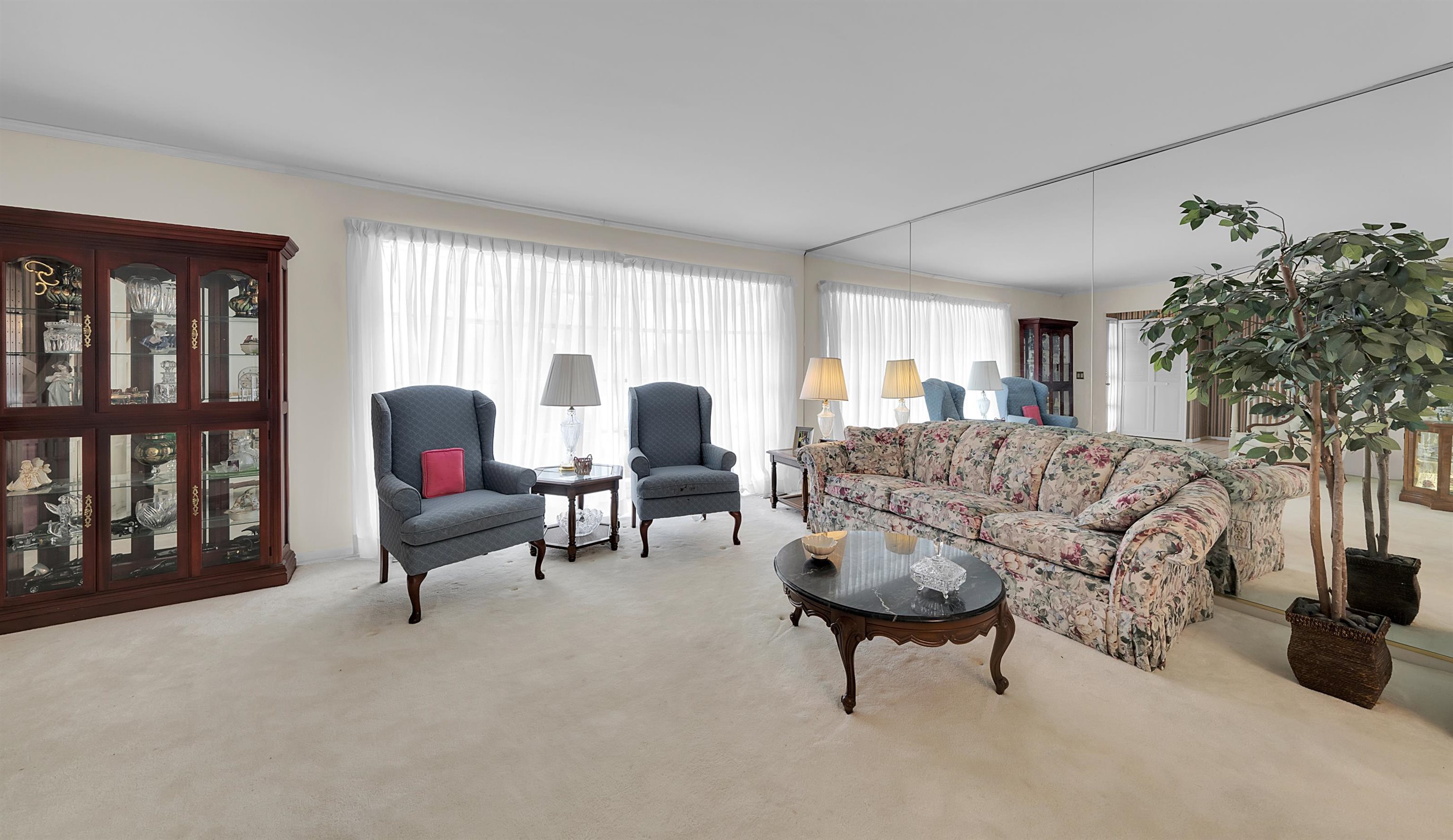 5234 Aintree Road Rochester, MI 48306 - Photo 6 of 40 50165758-5BAF41DD-06E3-485A-B5CD-475DB444638E.JPG