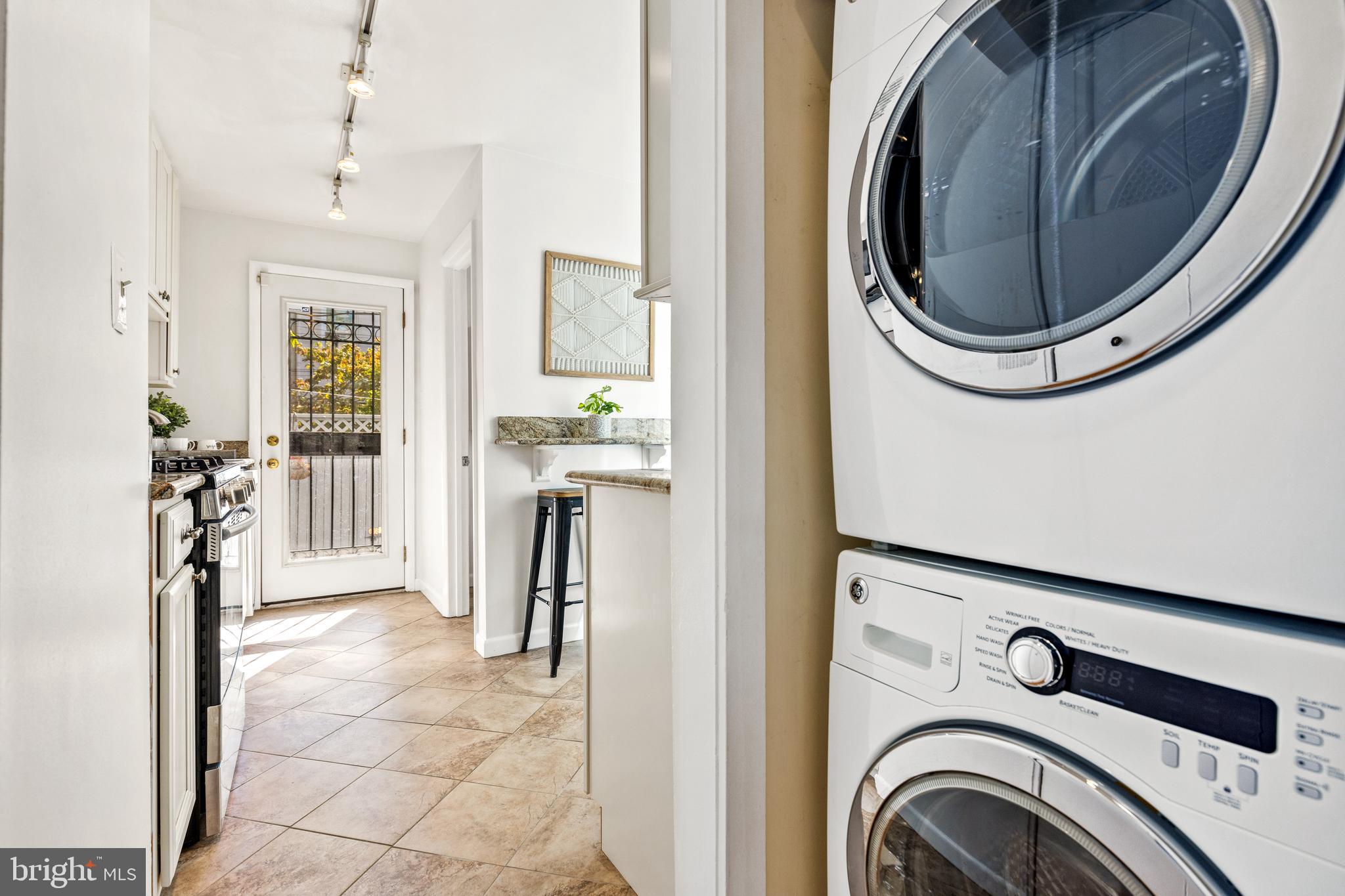 141 Duddington Place Southeast Washington, DC 20003 - Photo 16 of 36