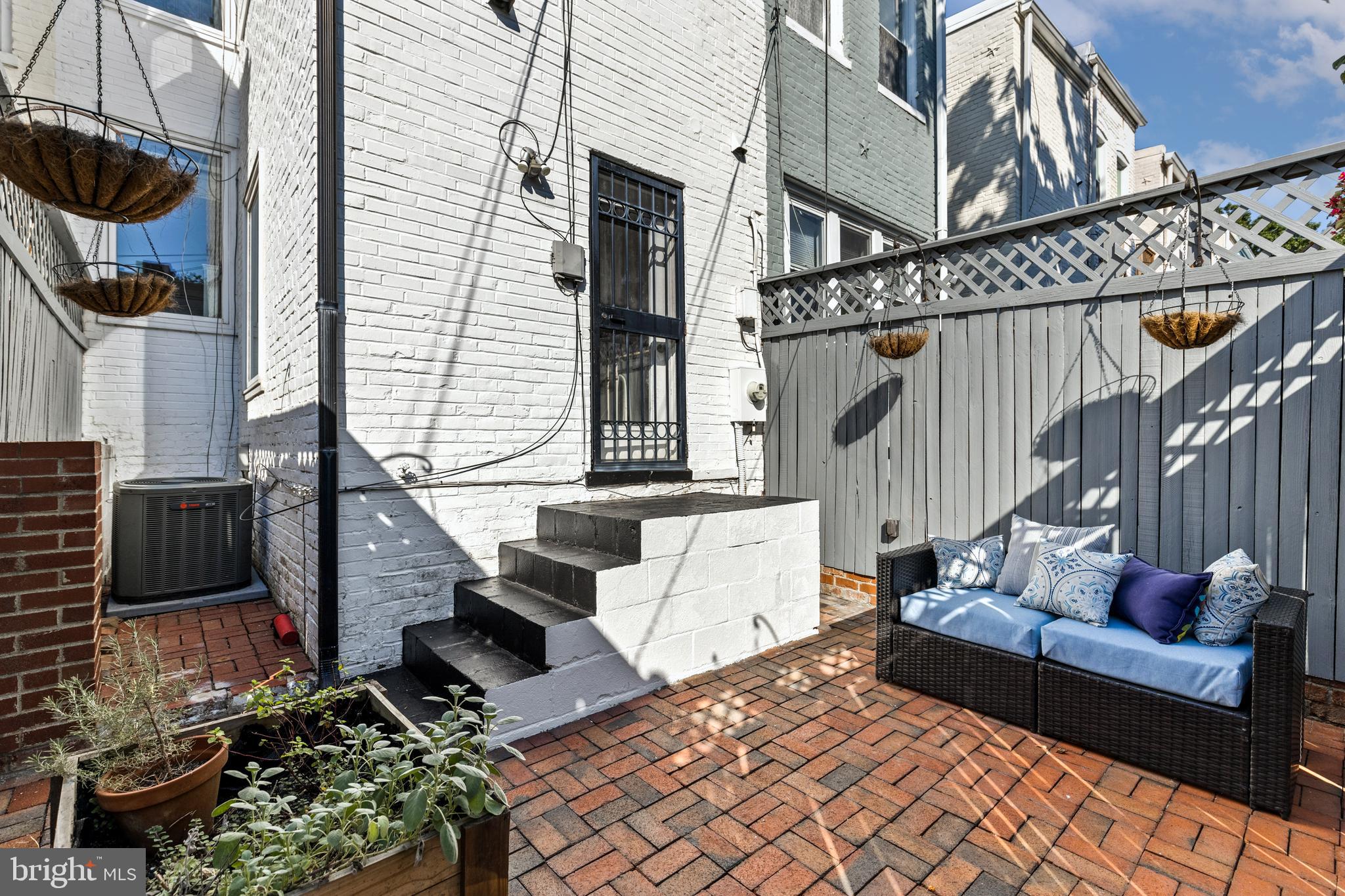 141 Duddington Place Southeast Washington, DC 20003 - Photo 34 of 36