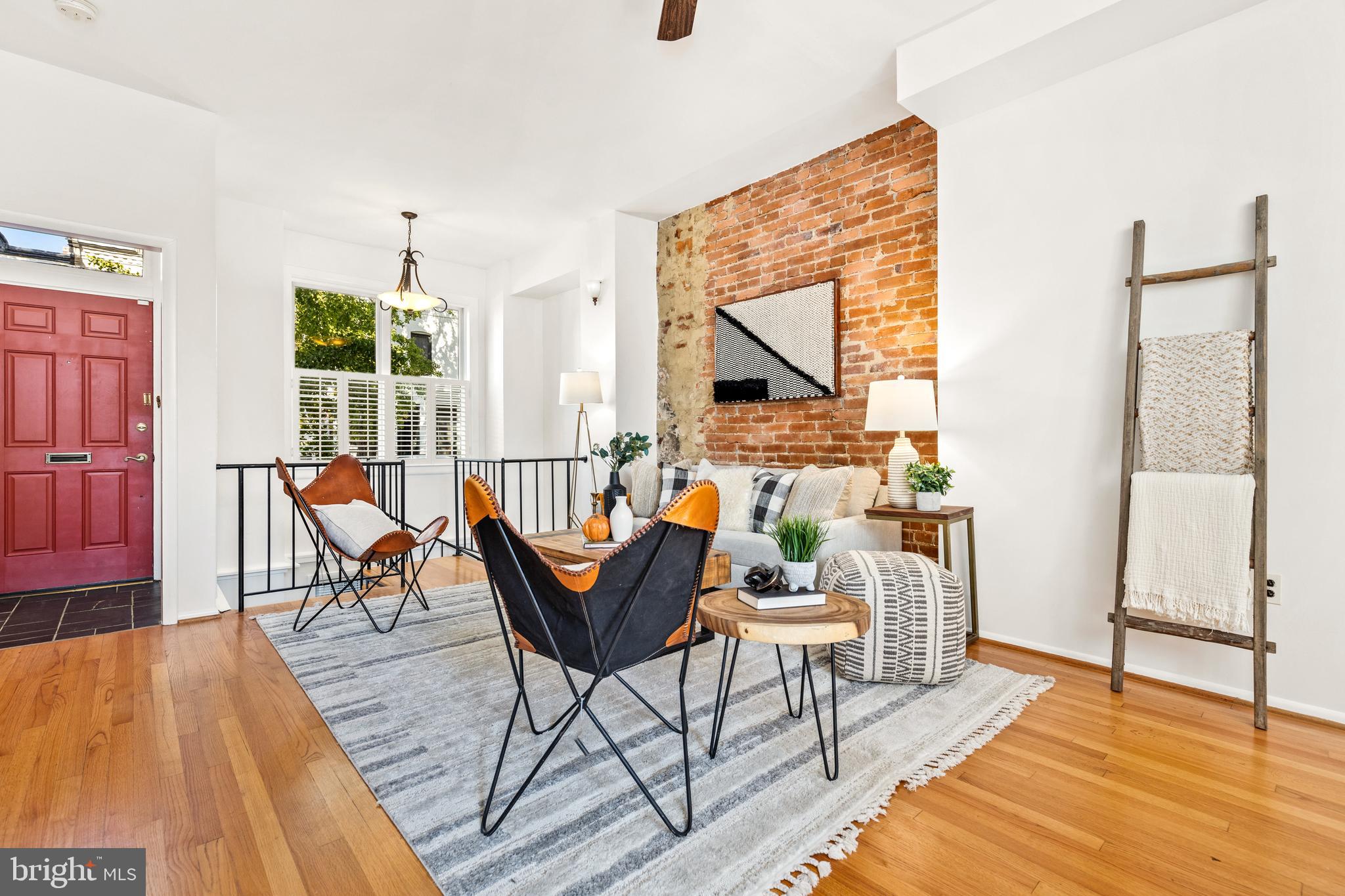 141 Duddington Place Southeast Washington, DC 20003 - Photo 5 of 36