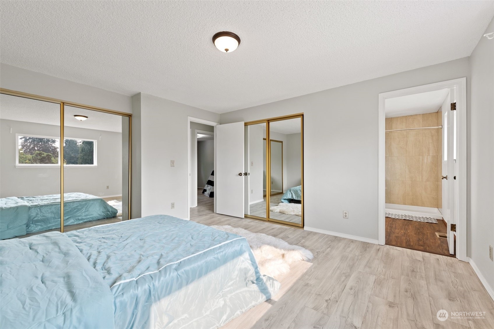 19334 144th Court Southeast Renton, WA 98058 - Photo 10 of 25