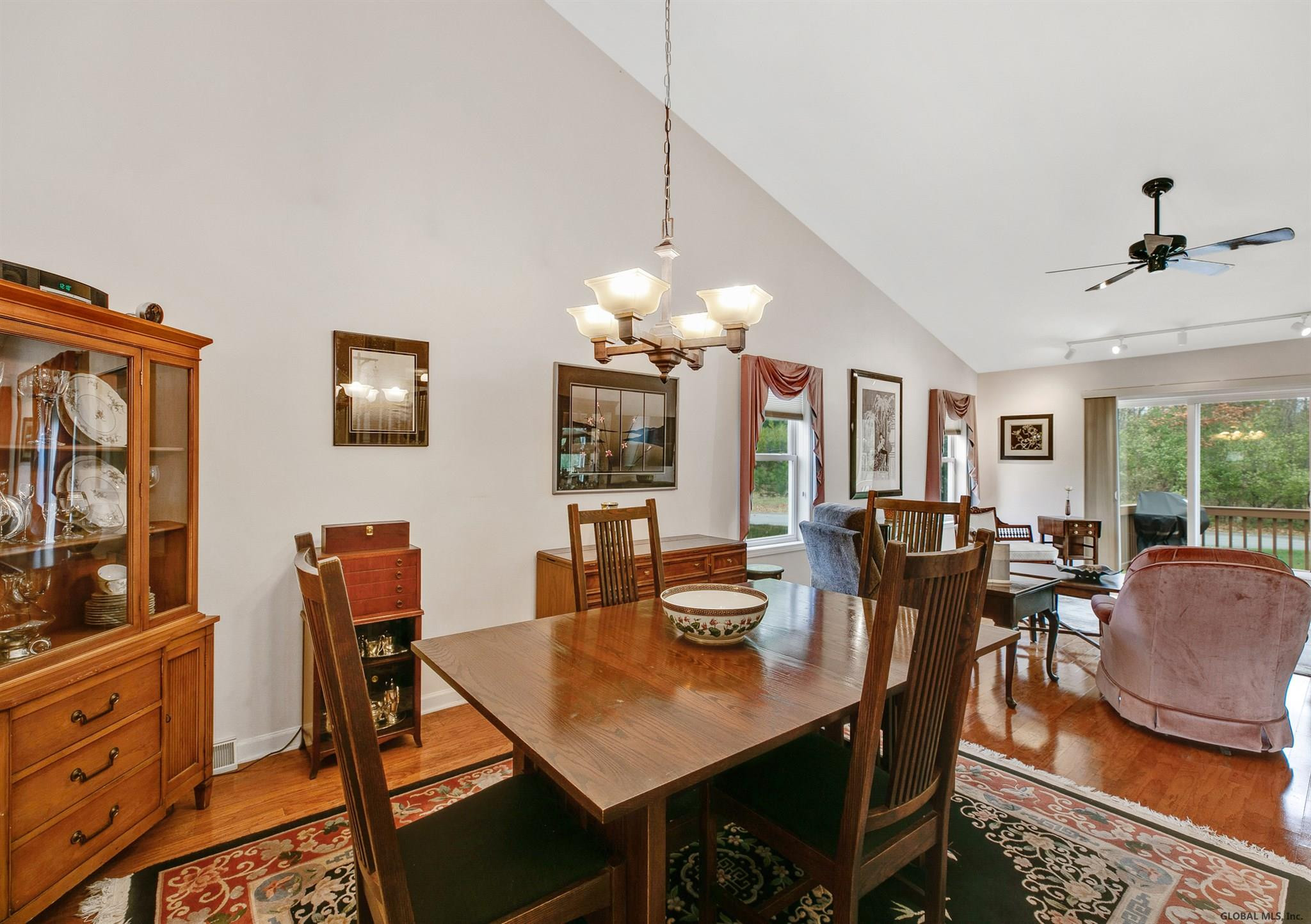 141 Harvard Road Colonie, NY 12189 - Photo 4 of 27 Photo 4