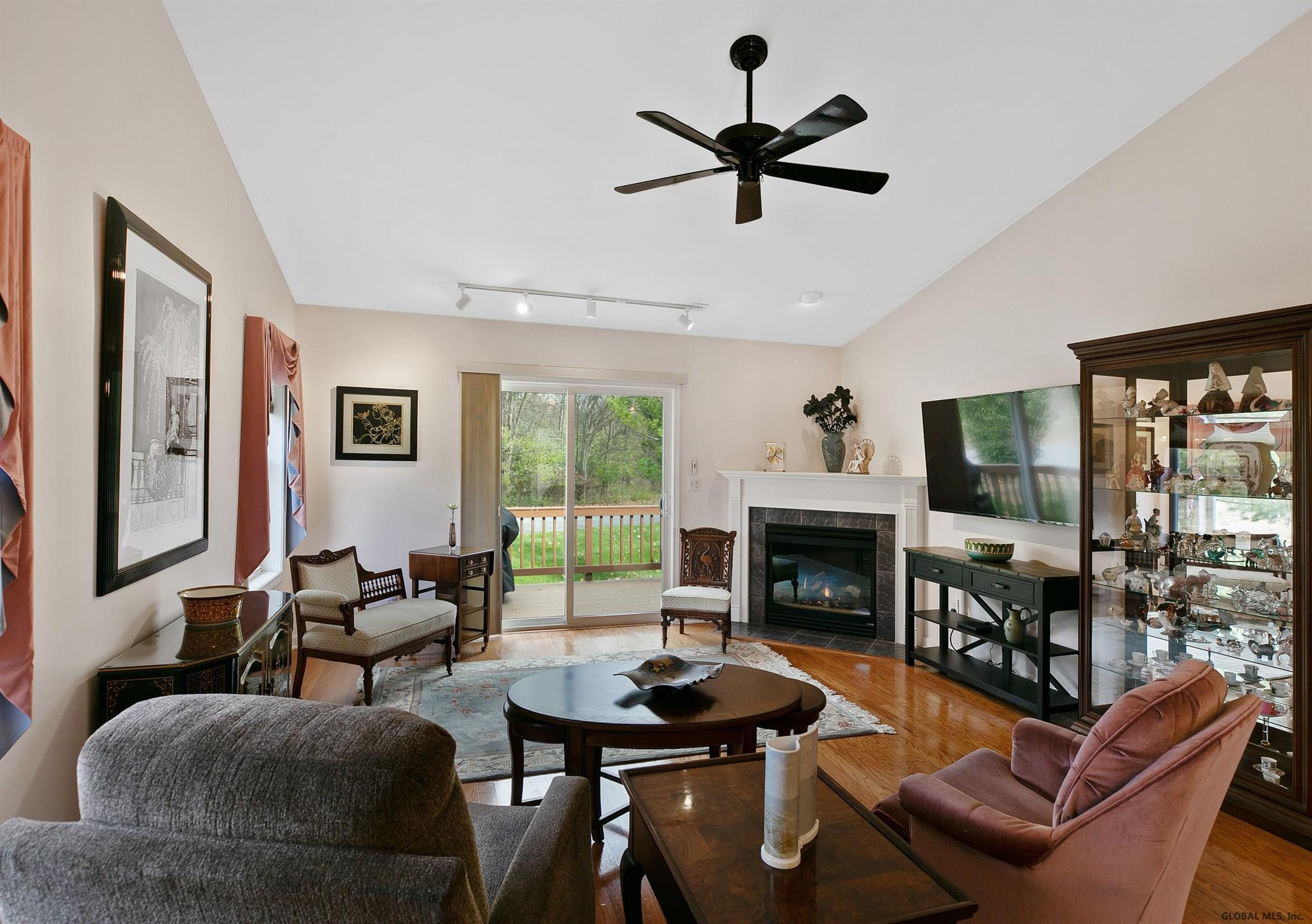 141 Harvard Road Colonie, NY 12189 - Photo 6 of 27 Photo 6