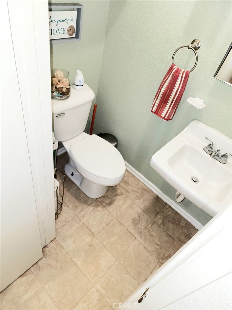 45428 13th Street West Lancaster, CA 93534 - Photo 11 of 34