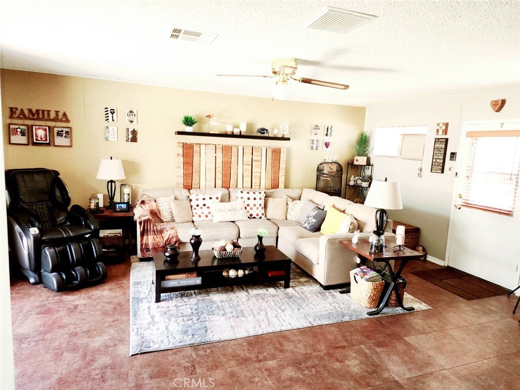 45428 13th Street West Lancaster, CA 93534 - Photo 19 of 34