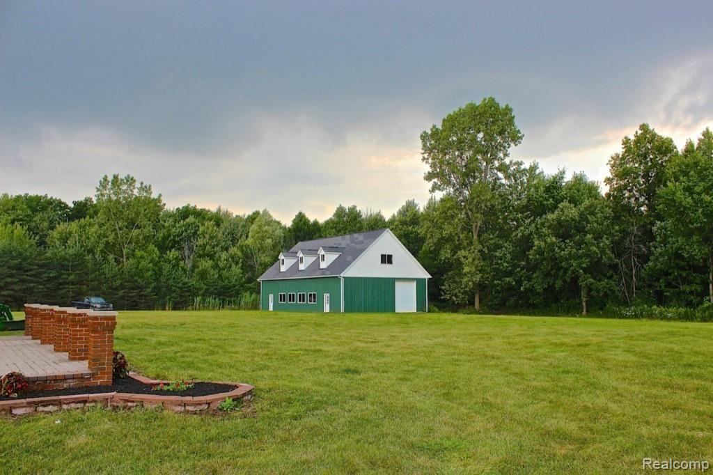 9100 Puttygut Road Casco, MI 48064 - Photo 7 of 30 7.jpg