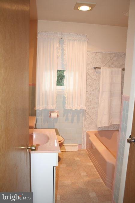 2503 Helena Road Lancaster, PA 17603 - Photo 19 of 23 Gallery Image 19