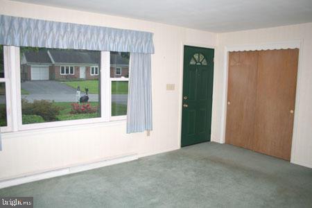 2503 Helena Road Lancaster, PA 17603 - Photo 4 of 23 Gallery Image 4