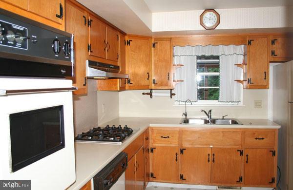 2503 Helena Road Lancaster, PA 17603 - Photo 9 of 23 Gallery Image 9