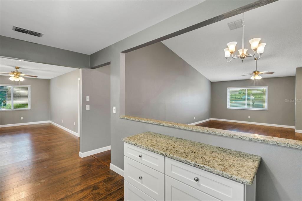 3400 Rugby Court Palm Harbor, FL 34684 - Photo 11 of 68