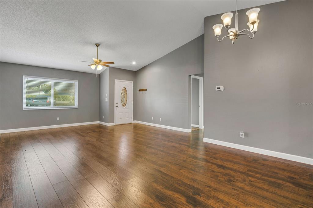 3400 Rugby Court Palm Harbor, FL 34684 - Photo 4 of 68