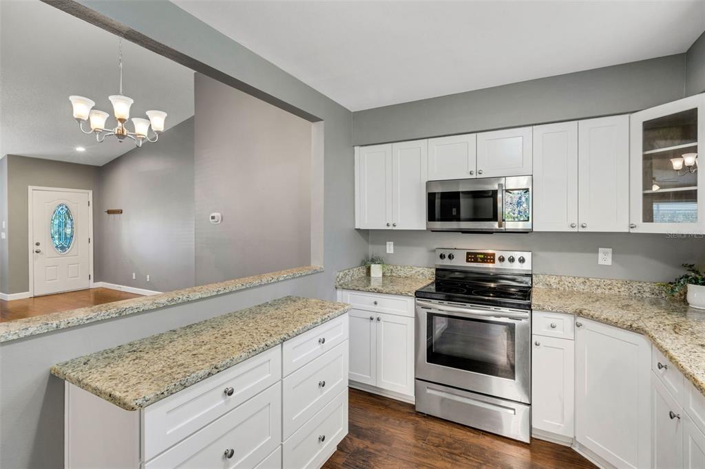 3400 Rugby Court Palm Harbor, FL 34684 - Photo 9 of 68