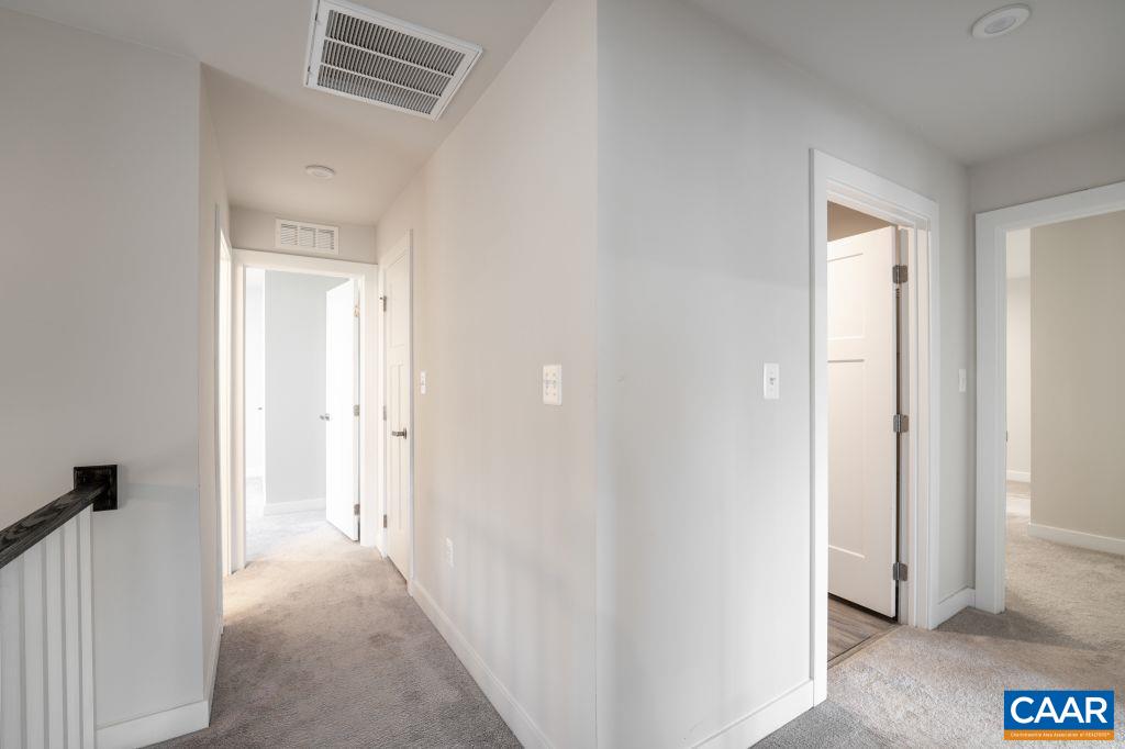 117 Island Hill Road Palmyra, VA 22963 - Photo 23 of 34 a view of a hallway with a hallway