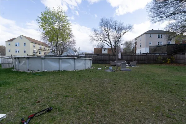 $1,900 | 43 Rivulet Street, Unit 1, Woonsocket, RI 02895