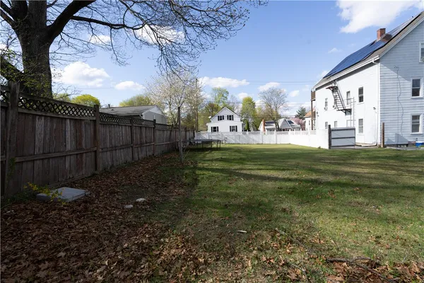$1,900 | 43 Rivulet Street, Unit 1, Woonsocket, RI 02895