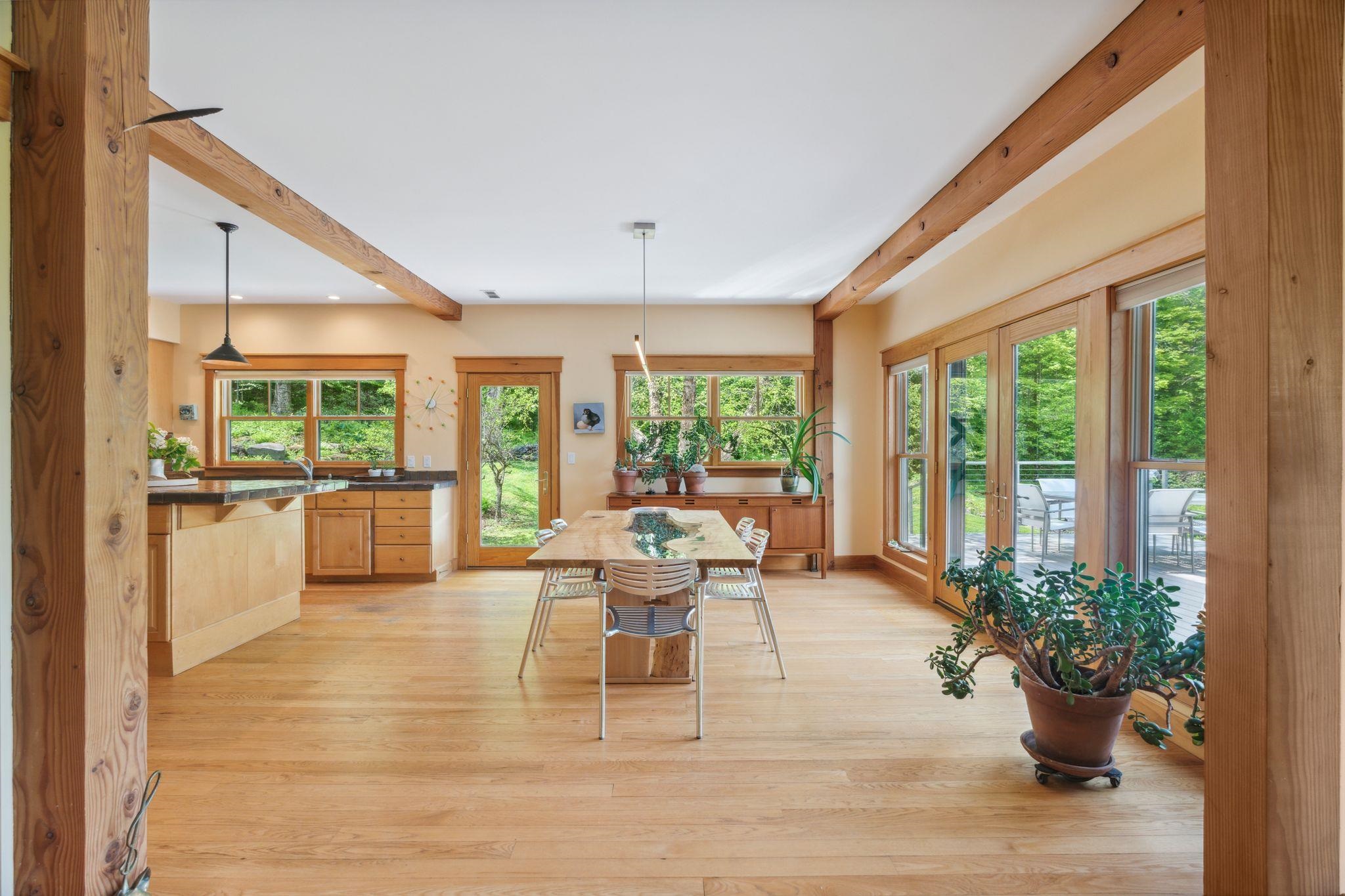 1270 North Hill Road Stowe, VT 05672 - Photo 3 of 40
