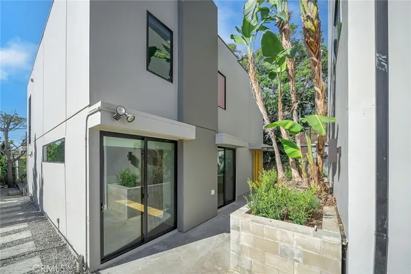 $8,995 | 1531 Wellesley Avenue, Los Angeles, CA 90025