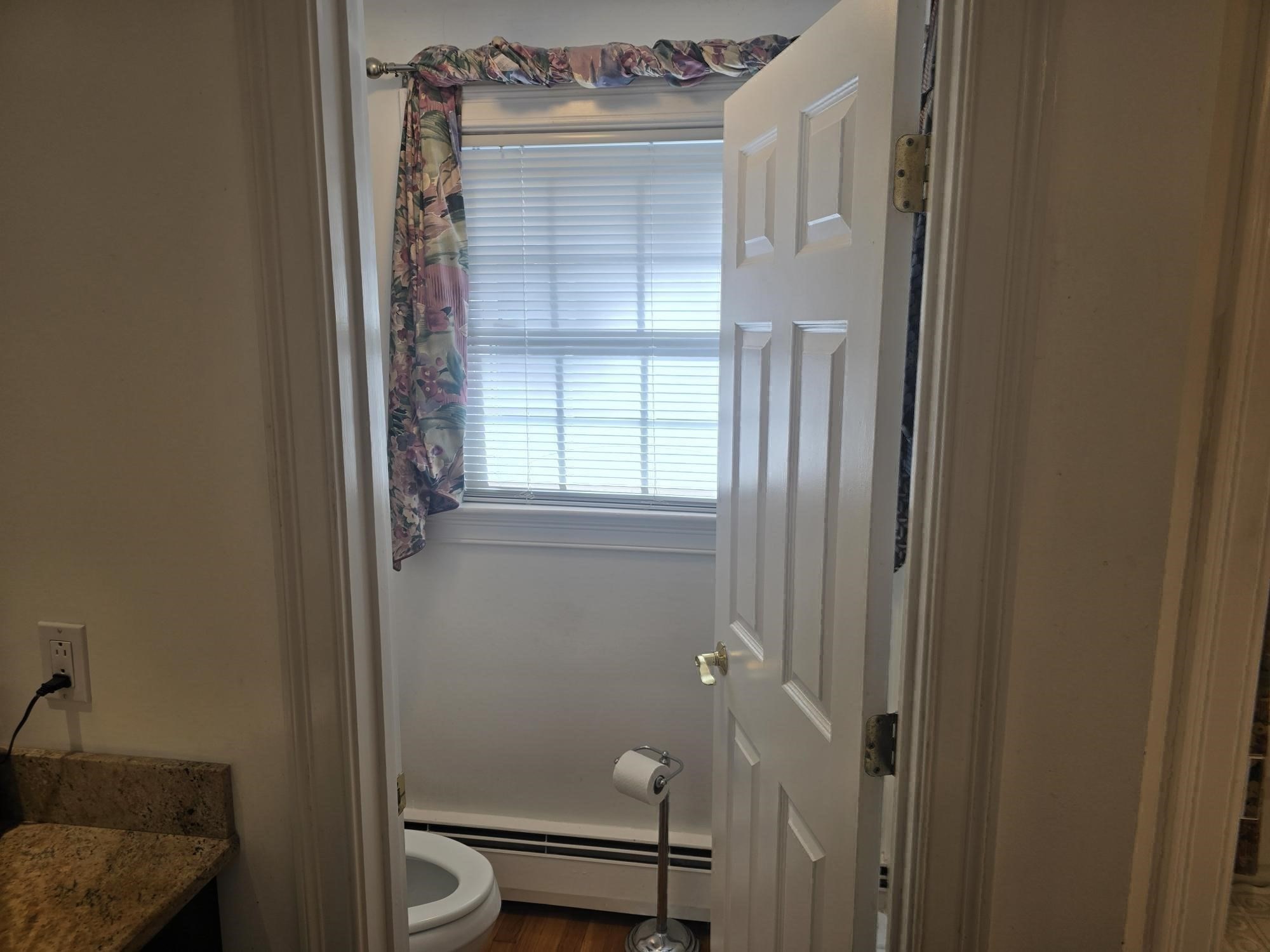 39 Walnut Street Saugus, MA 01906 - Photo 19 of 40 Gallery Image 19