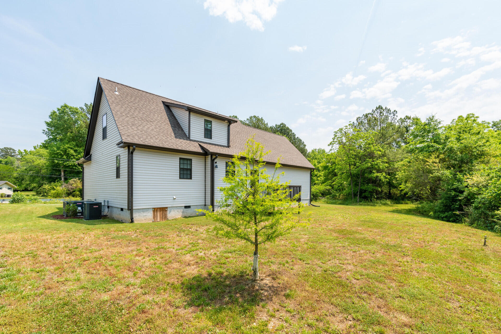 5703 Grubb Road Hixson, TN 37343 - Photo 5 of 24 5703GrubbRd_21861_5