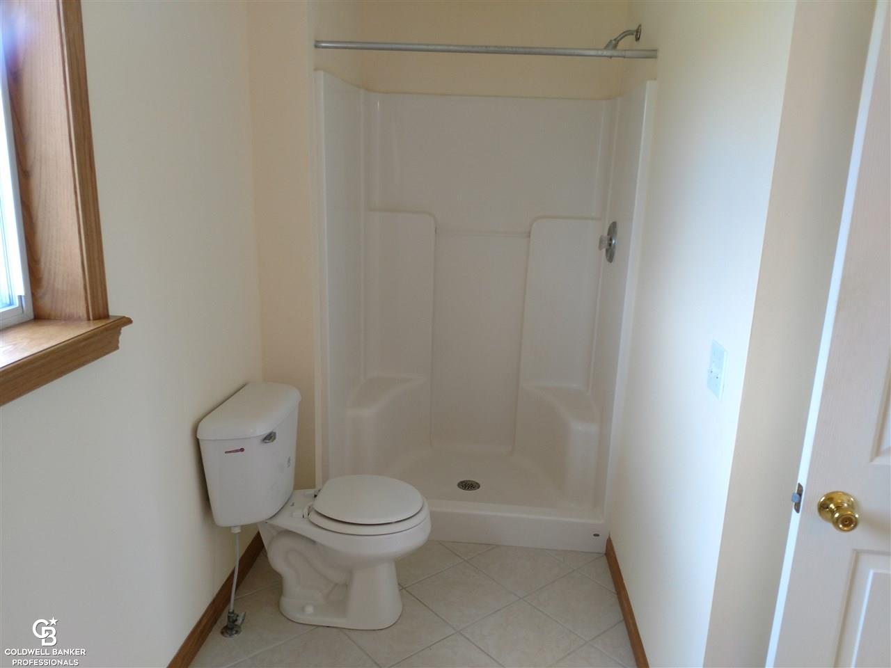 8276 Jorden Road Yale, MI 48097 - Photo 17 of 34 This is a view of the master bath shower.