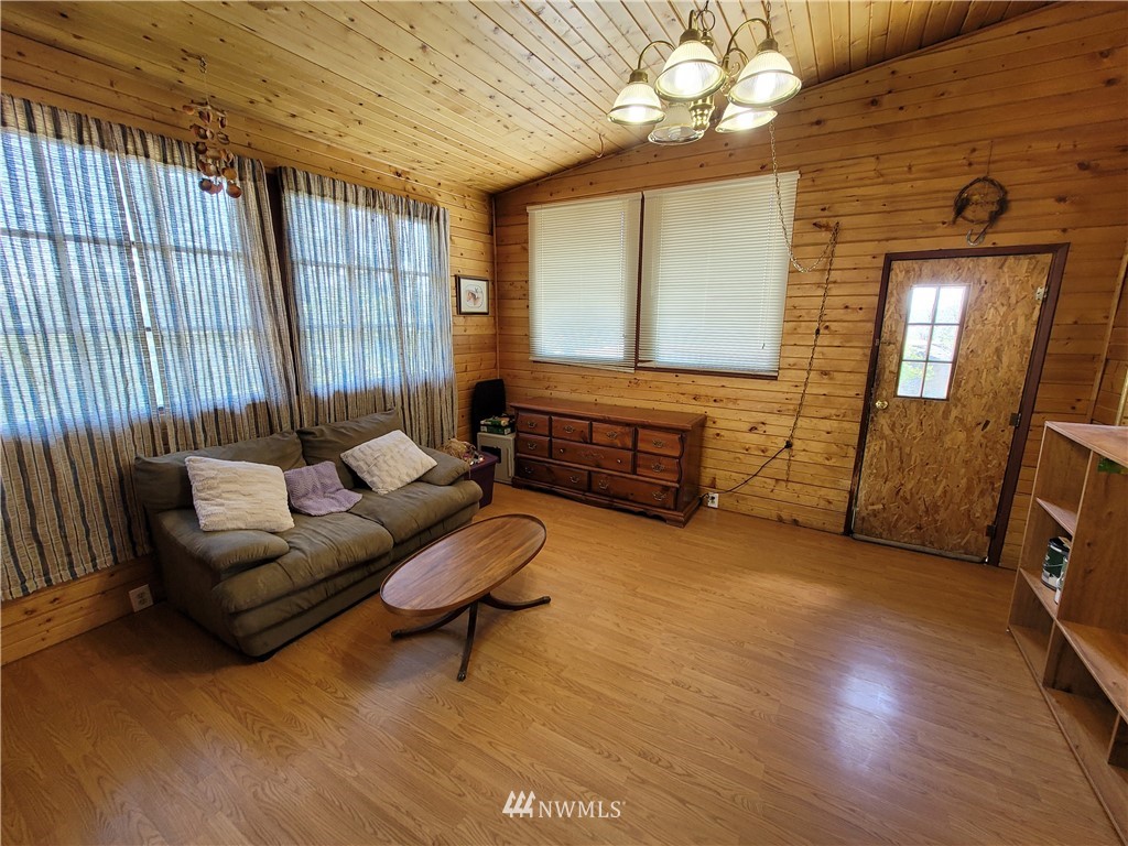 364 Swanson Mill Road Oroville, WA 98844 - Photo 8 of 30 Gallery Image 8