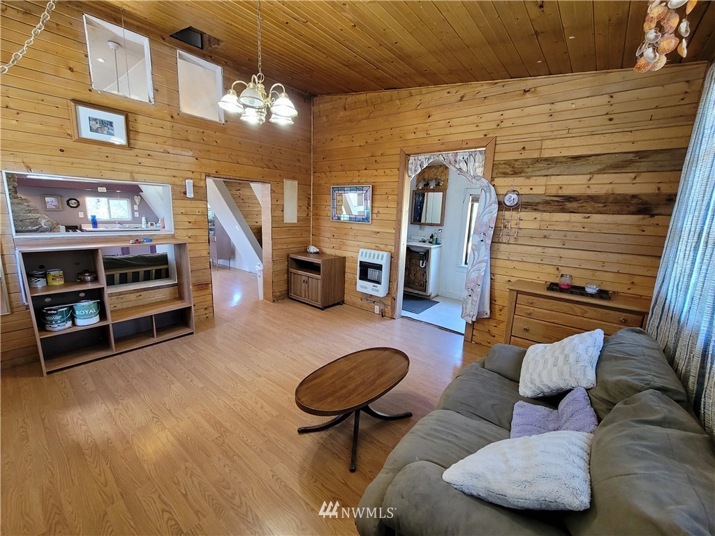 364 Swanson Mill Road Oroville, WA 98844 - Photo 10 of 30 Gallery Image 10