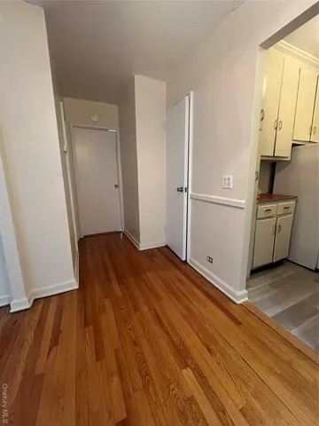 $154,999 | 325 East 201st Street, Unit 4D | Bedford Park