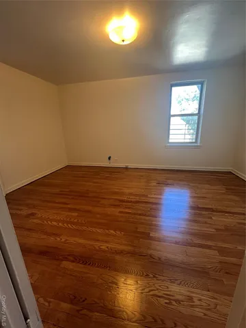 $154,999 | 325 East 201st Street, Unit 4D | Bedford Park