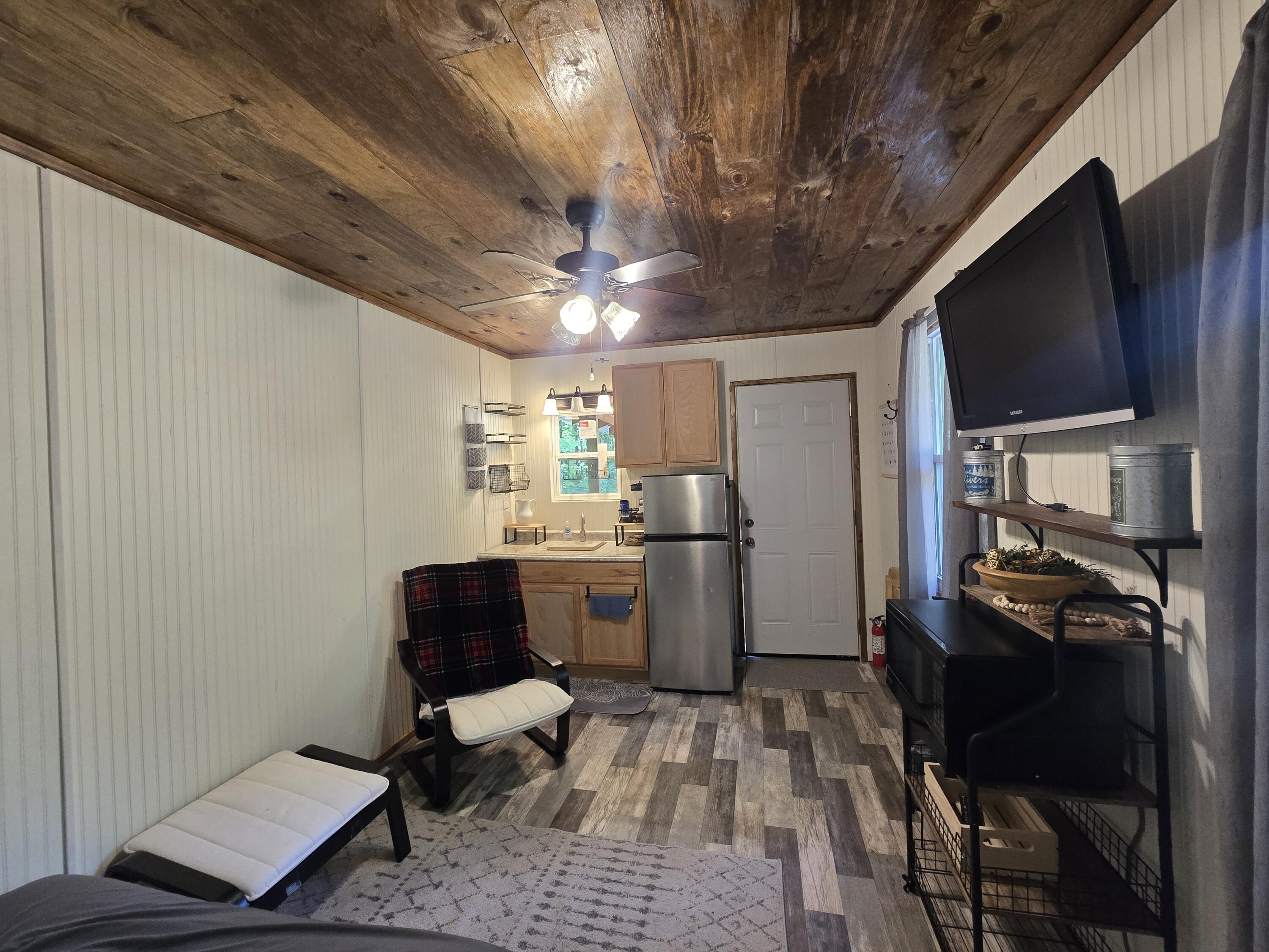 4570 Mary Road Wellston, MI 49689 - Photo 9 of 28 4570 Mary St