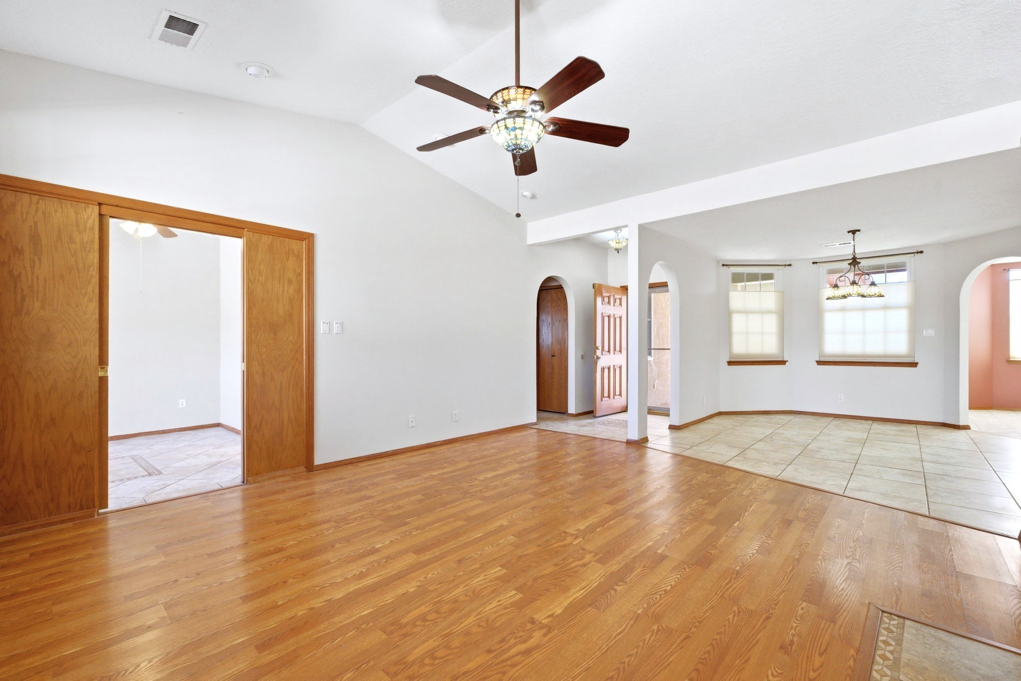 2881 Chessman Drive Southeast Rio Rancho, NM 87124 - Photo 4 of 38