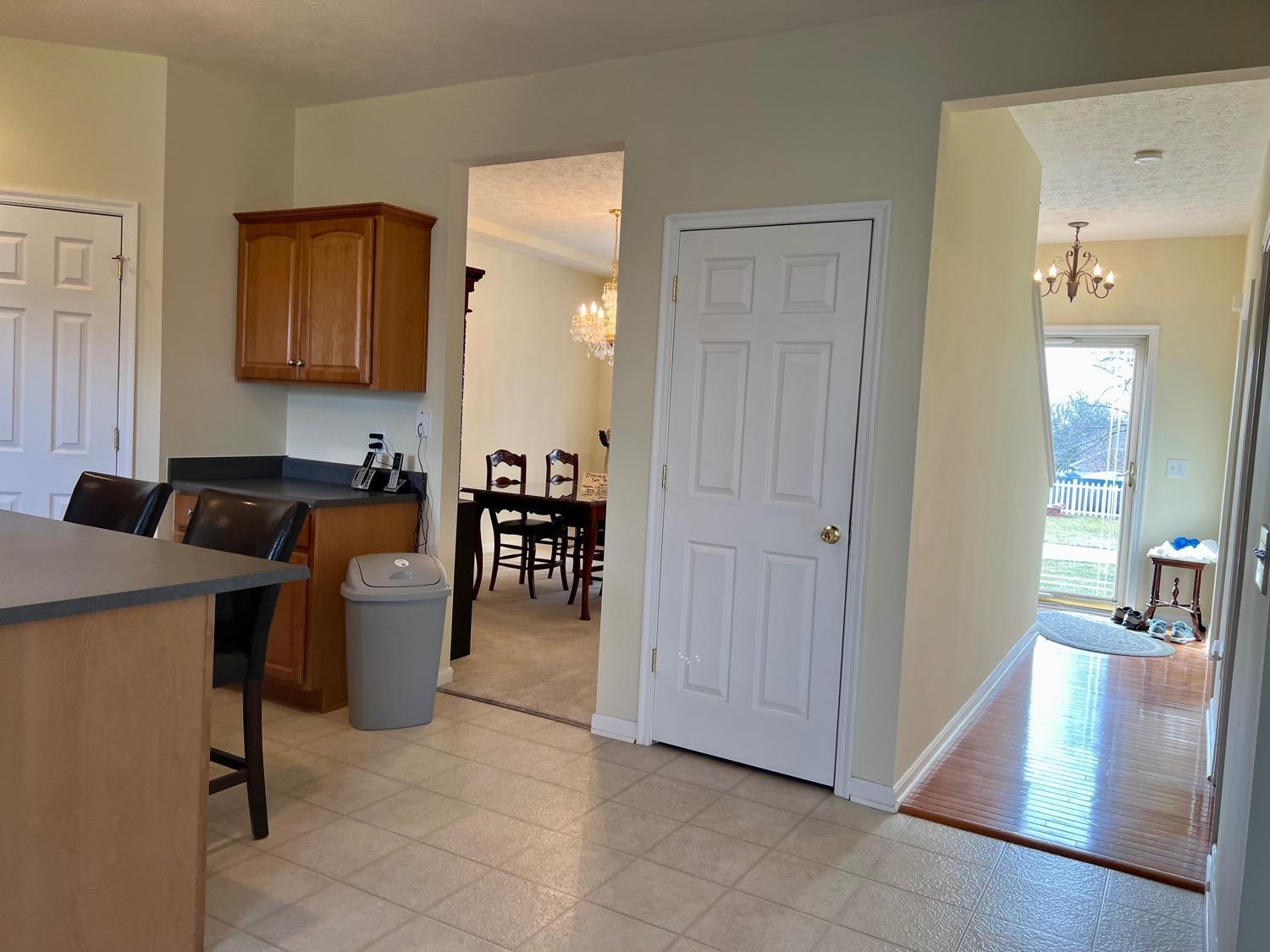 10714 Plainfield Road Sharonville, OH 45241 - Photo 15 of 34