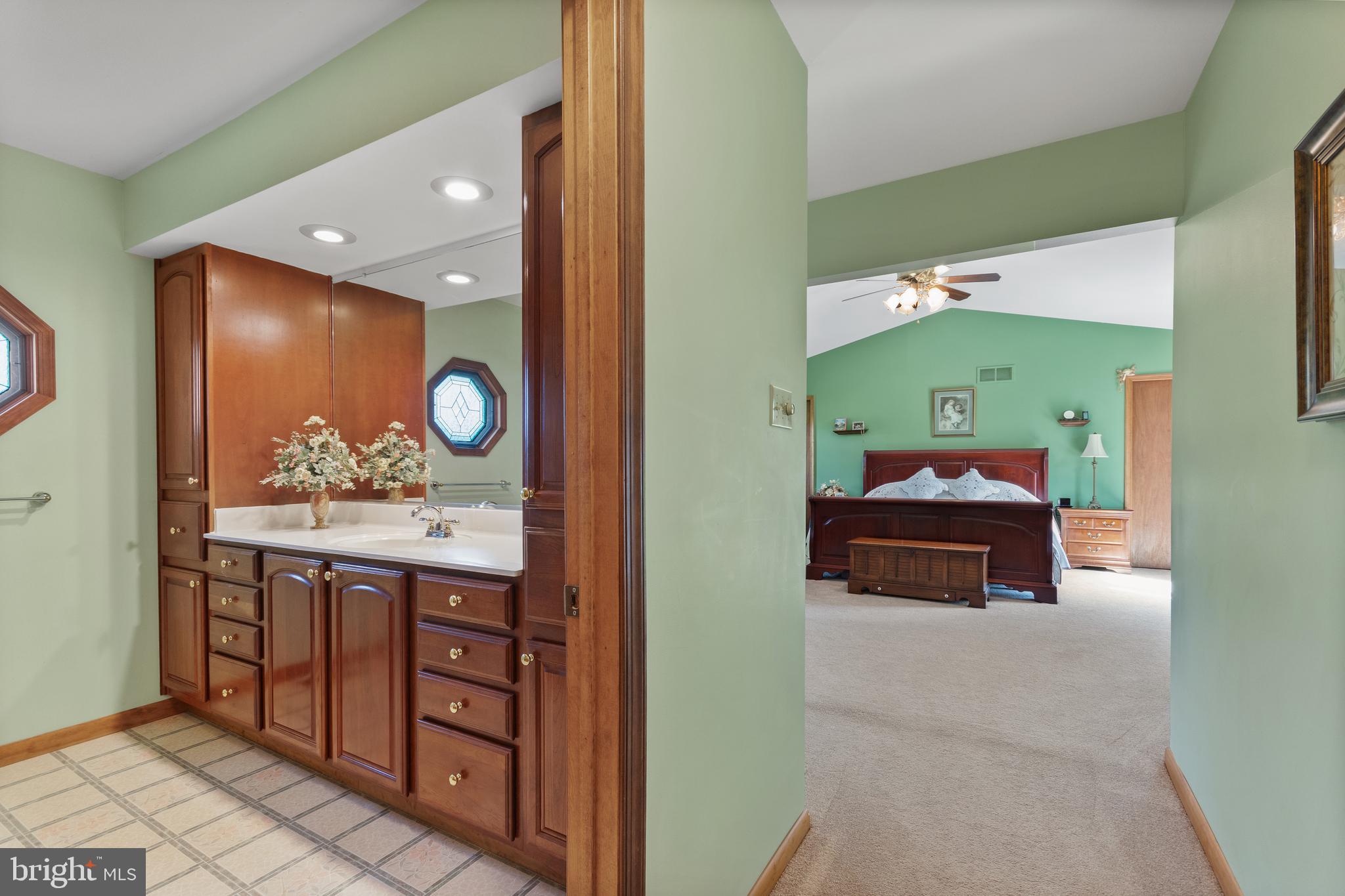 162 Golf Club Road Sewell, NJ 08080 - Photo 13 of 35