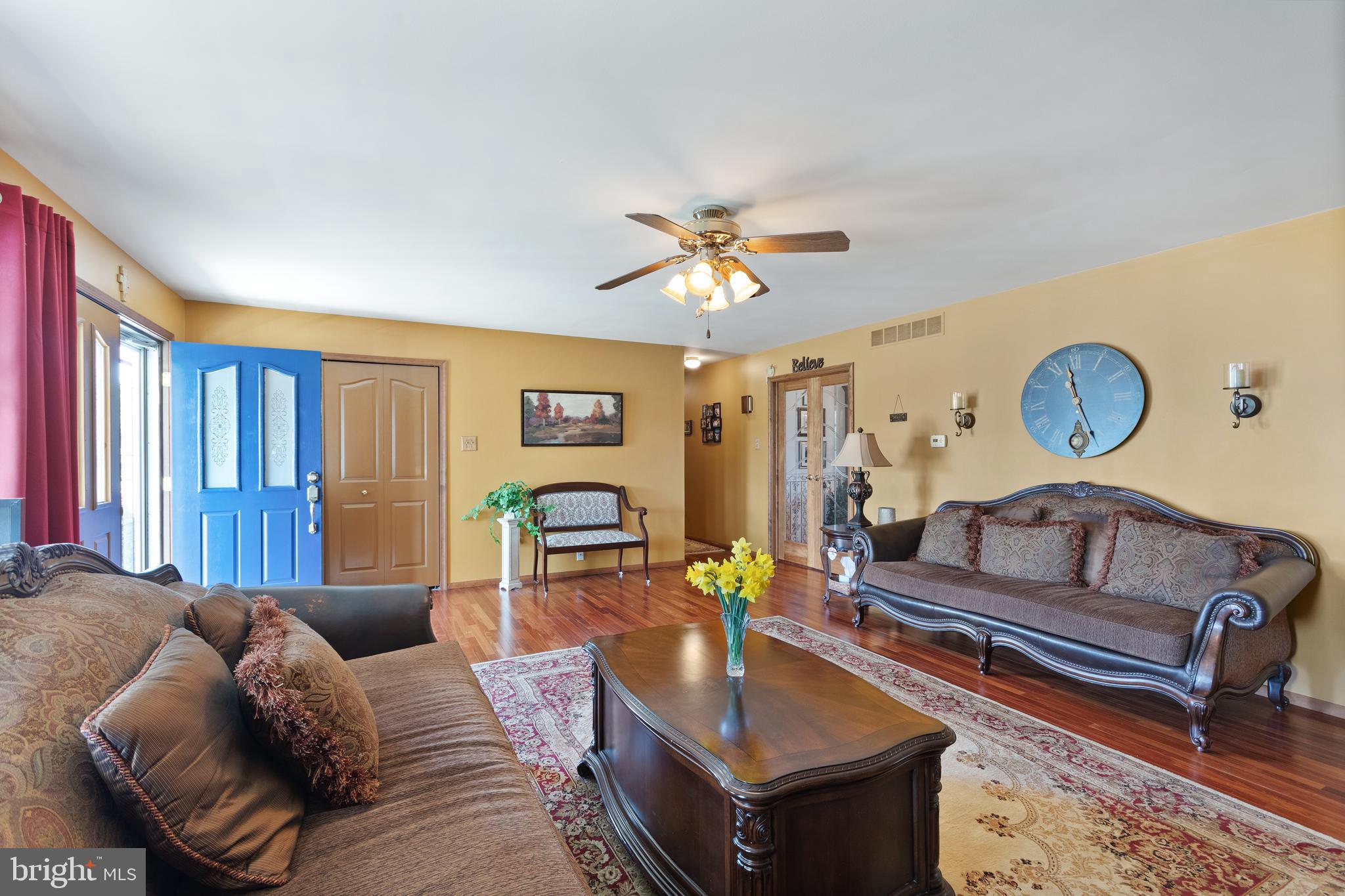 162 Golf Club Road Sewell, NJ 08080 - Photo 3 of 35