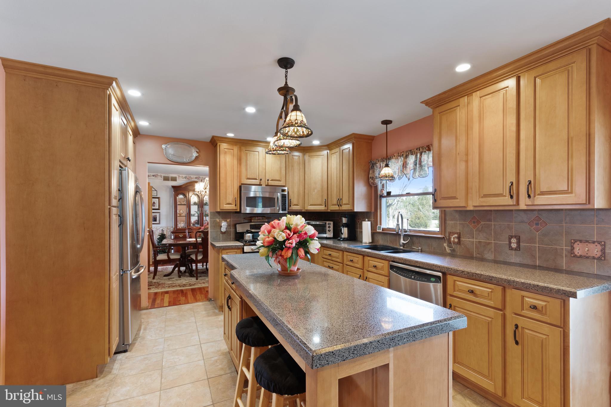 162 Golf Club Road Sewell, NJ 08080 - Photo 7 of 35